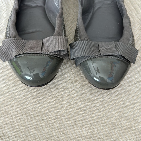Tory Burch Black Flats with Bow - Picture 3 of 7